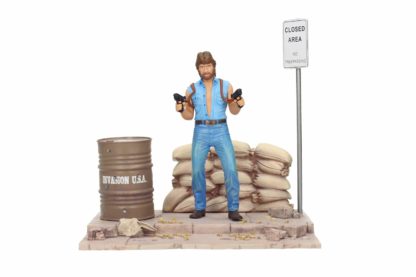 Figurine – Chuck Norris – Deluxe Set Figure + Diorama « Though Guy » – 18 cm