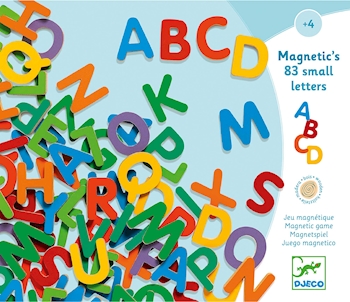 Magnetiques 83 big letters Djeco
